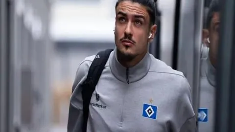 贾一凡张殊贤德比战逆袭夺冠，赛季首冠到手！